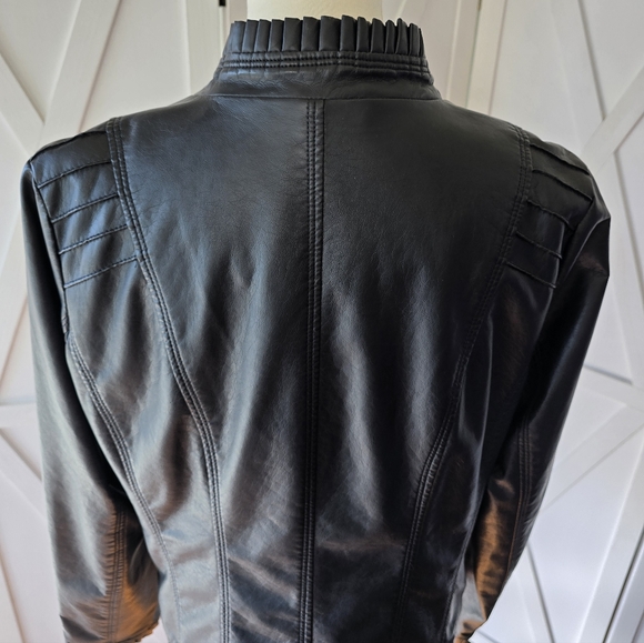 Vintage Black Faux Leather Jacket By J2 - JOU JOU - Picture 7 of 10